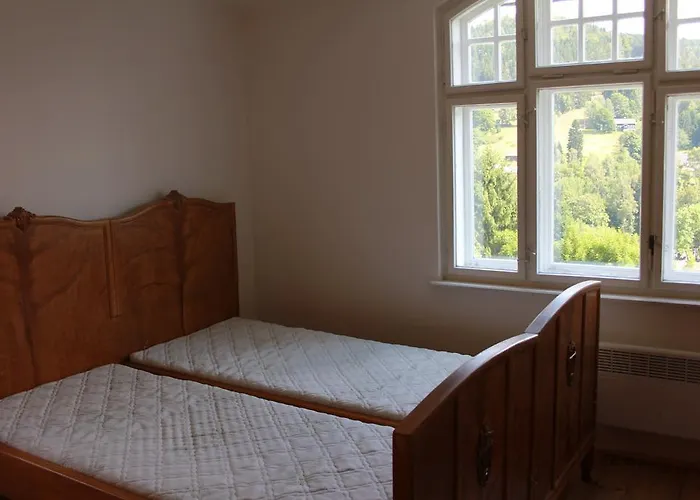 Ašika 木屋 约瑟夫杜尔