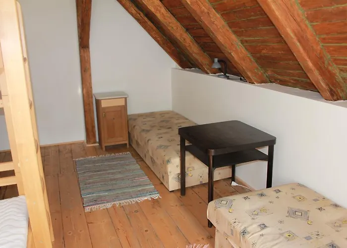 Ašika 木屋 约瑟夫杜尔