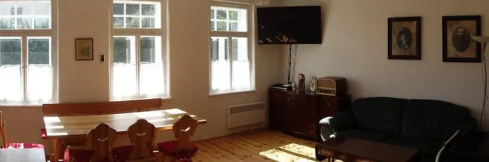 Ašika 木屋 约瑟夫杜尔